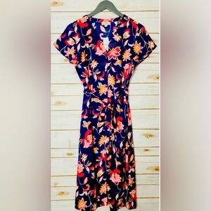 NWT Loft  Midi Floral Dress Size 12P Tie Waist, V Neck Full Buttons